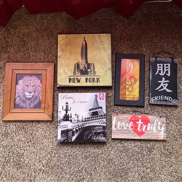 Accessories; frames - Picture 1 of 5